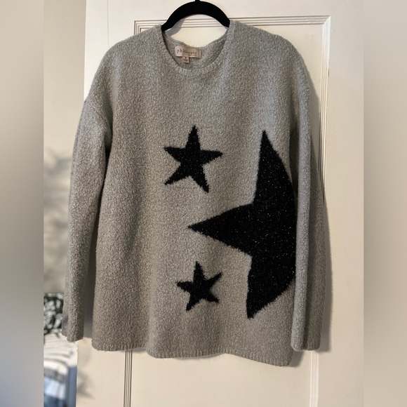 Philosophy Star Sweater - Picture 3 of 5